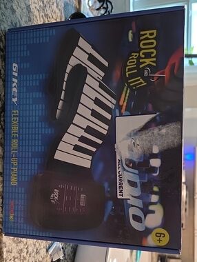 61-Key Flexible Roll-Up Piano Keyboard - Black
